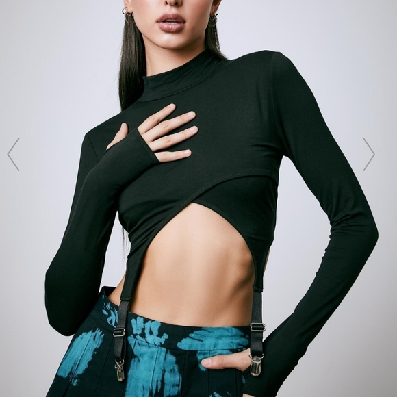 Dolls Kill Tops - NWT Sexy Garter Strap Black Top 😍